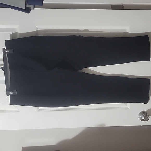 Ladies pull on elastic waist pants, ankle length, black - Picture 2 of 7